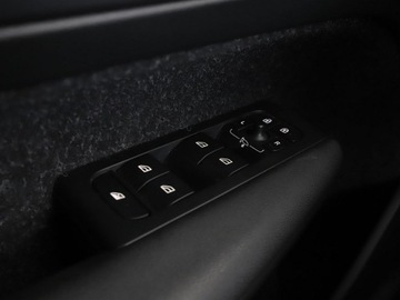 Volvo XC40 Crossover 1.5 T3 163KM 2019 Volvo XC 40 Momentum Pro T3 automat skóra navi, zdjęcie 34