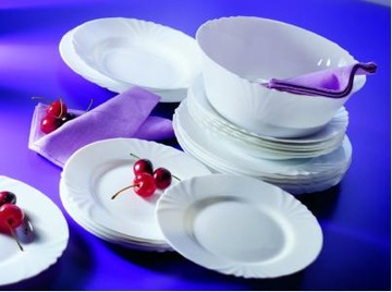 Тарелка обеденная неглубокая 25 см CADIX LUMINARC