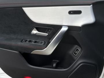 Mercedes CLA C118/X118 Shooting Brake 2.0 200d 150KM 2023 Mercedes-Benz CLA 200, zdjęcie 20