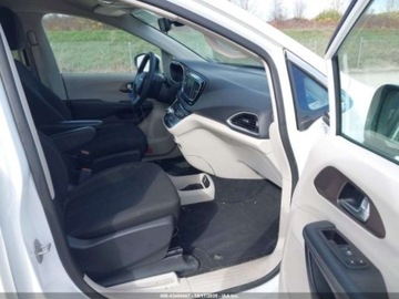 Chrysler Voyager V 2023 Chrysler Voyager 2023 Chrysler Voyager LX FWD 3.6 Benzyna 284KM, zdjęcie 10