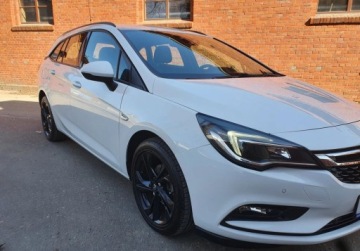 Opel Astra K Sports Tourer 1.6 CDTI 110KM 2017 Opel Astra SPORT LED Nawigacja GetHelp 1.6 Diesel 110KM, zdjęcie 1