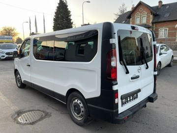 Opel Vivaro B Kombi Extra Long H1 2,9t 1.6 BiTurbo 125KM 2018 Opel Vivaro niepełnosprawnych rampa inwalida, zdjęcie 8