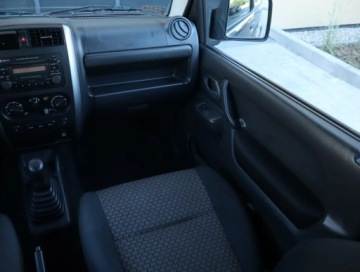 Suzuki Jimny III Standard 1.3 VVT 85KM 2011 Suzuki Jimny 1.3 16V, Salon Polska, zdjęcie 7