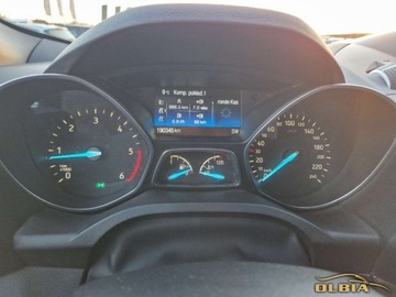 Ford Kuga II SUV Facelifting 2.0 TDCi 150KM 2017 Ford Kuga St-line Radar ACC Park Assist Pierwszy Wlasciciel 2.0 Diesel, zdjęcie 18