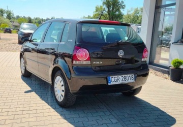 Volkswagen Polo IV Hatchback 1.2 i 54KM 2006 Volkswagen Polo 1,2 Ben Klima 1.2 Benzyna 55KM, zdjęcie 3