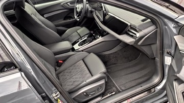 Audi A5 B10 Avant 2.0 TFSI 204KM 2024 Audi A5 2.0TFSI 204KM ACC Quattro HeadUP S-Line Ma, zdjęcie 9