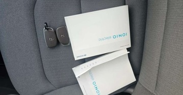 Hyundai IONIQ Electric Facelifting Elektryczny 136KM 2020 Hyundai IONIQ Premium Elektryczny 136KM, zdjęcie 36