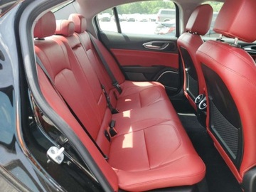 Alfa Romeo Giulia II Sedan Facelifting 2.0 Turbo 280KM 2021 Alfa Romeo Giulia Sport 2021 2.0l 2.0 Benzyna 280KM, zdjęcie 10