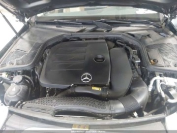 Mercedes Klasa C W206 2021 Mercedes-Benz Klasa C MERCEDES-BENZ C 300 4MATIC 2.0 Benzyna 255KM, zdjęcie 11