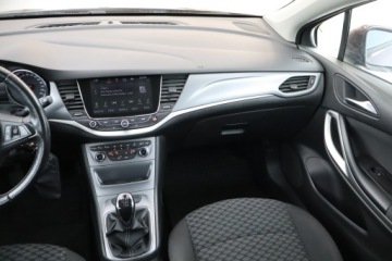 Opel Astra K Hatchback 5d 1.4 Turbo 125KM 2018 Opel Astra 1.4 T, Serwis ASO, Navi, Klima, zdjęcie 7