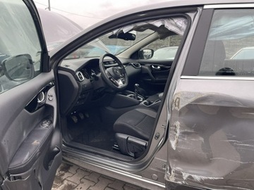 Nissan Qashqai II Crossover Facelifting 1.3 DIG-T 140KM 2021 Nissan Qashqai Klimatronik Tempomat Podgrzewanie, zdjęcie 4