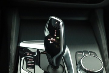 BMW Seria 5 G30-G31 Limuzyna Facelifting 2.0 520i 184KM 2022 BMW 5 520i, Salon Polska, 1. Właściciel, zdjęcie 12