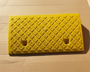 Najazd podjazd podjazdy pod wózek inwalidzki 7cm