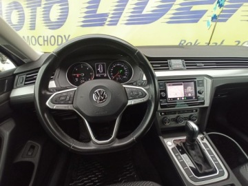 Volkswagen Passat B8 Variant 2.0 TDI BlueMotion SCR 150KM 2019 Volkswagen Passat Variant salon, serwis, 23% VAT, zdjęcie 23