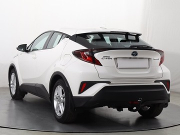 Toyota C-HR I Crossover 1.8 Hybrid 122KM 2019 Toyota C-HR 1.8 Hybrid, Salon Polska, zdjęcie 3