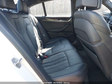 BMW Seria 5 G30-G31 2021 BMW Seria 5 xDrive 2021 2.0l 2.0 Benzyna 248KM, zdjęcie 12