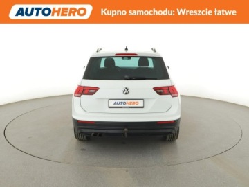Volkswagen Tiguan I SUV Facelifting 1.4 TSI BlueMotion Technology 125KM 2016 Volkswagen Tiguan PDC hak klima, zdjęcie 5