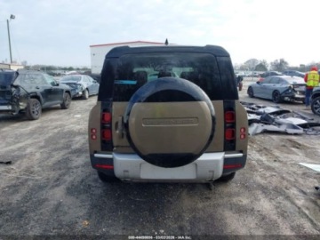 Land Rover Defender IV (L663) 2024 Land Rover Defender 130 P300 S 2024 3.0 Benzyna 296KM, zdjęcie 4