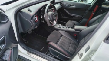 Mercedes GLA I Off-Roader Facelifting AMG 2.0 45 AMG 381KM 2018 Mercedes-Benz GLA 45 AMG 381KM 4x4 Harman Kamera G, zdjęcie 9