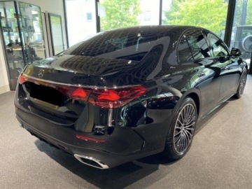Mercedes Klasa E W214 Sedan 2.0 220d 197KM 2025 E Klasa 220 d 4-Matic AMG 2.0 197KM 2025, zdjęcie 2