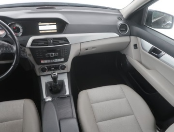 Mercedes Klasa C W204 Limuzyna 1.8 200 CGI BlueEFFICIENCY 184KM 2011 Mercedes C C 200, Skóra, Navi, Klima, Klimatronic, zdjęcie 7