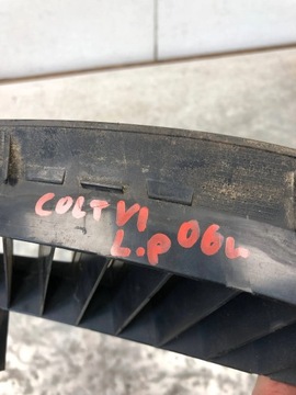 MASKA MŘÍŽKA LEVÝ PŘEDNÍ MITSUBISHI COLT VI MN127773