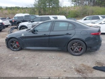 Alfa Romeo Giulia II 2023 Alfa Romeo Giulia Quadrifoglio 2023 2.9l 2.9 Benzyna 505KM, zdjęcie 2