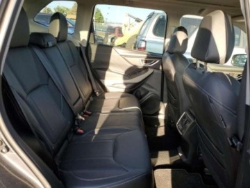 Subaru 2023 Subaru Forester 2023, 2.5L, 4x4, LIMITED, po gradobiciu 2.5 Benzyna 182KM, zdjęcie 8