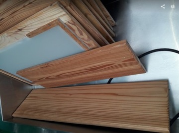 МЕБЕЛЬНЫЕ ФАСАДЫ ИЗ МАССИВНОЙ ДЕРЕВЯННОСТИ, ЛАКИРОВАННОЕ ДЕРЕВО