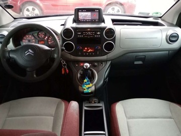 Citroen Berlingo II Combi 1.6 HDI FAP 110KM 2009 Citroen Berlingo 1.6 HDI MULTISPACE klimatronik NAVI kolor piekne wnetrze, zdjęcie 37