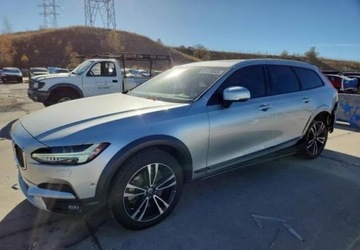 Volvo V90 II Cross Country 2.0 T5 254KM 2018 Volvo V90 Auta z USA - Zapytaj o wiecej ofert 2.0 Benzyna 254KM