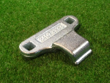 ЗАЖИМ ДЛЯ РЕЗКИ NH 84073333 NEW HOLLAND