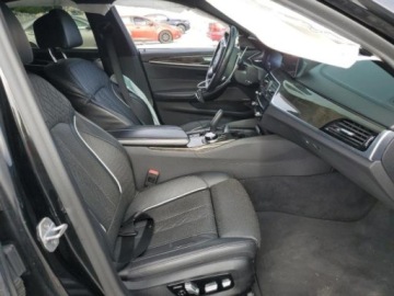 BMW Seria 5 G30-G31 2020 BMW Seria 5 BMW 5 Series M550i xDrive 4.4 Benzyna 523KM, zdjęcie 7