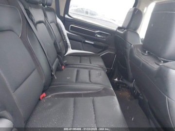  RAM 1500 2021r., Laramie, od ubezpieczalni 5.7 Benzyna 395KM, zdjęcie 8