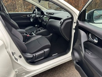 Nissan Qashqai II Crossover Facelifting 1.2 DiG-T 115KM 2018 Nissan Qashqai Przebieg 80 tys. km Po-lift 2018r., zdjęcie 21