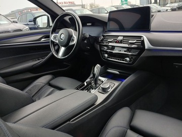 BMW Seria 5 G30-G31 Limuzyna Facelifting 2.0 520d 190KM 2022 BMW 520 BMW 520d xDrive G30, Salon PL, Serwisowany, zdjęcie 28