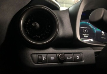 Toyota C-HR II SUV 2.0 Hybrid Dynamic Force 197KM 2024 Toyota C-HR C-HR Executive FV23 Salon PL ASO 1 wlasciciel Gwarancja, zdjęcie 33