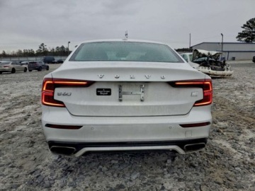 Volvo S60 III 2022 Volvo S60 2022 Volvo S60 Recharge Plug-In Hybrid T8 PHEV R-Design Expressio, zdjęcie 6