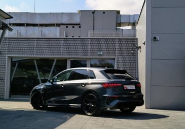 Audi A3 8Y RS Sportback 2.5 TFSI 400KM 2023 Audi RS3 Sportback Gwarancja 12-2027 Wydech RS BangOlufsen Matrix RS Ziele, zdjęcie 8