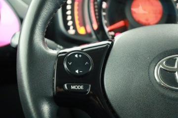 Toyota Aygo II Hatchback 3d Facelifting 1.0 VVT-i 72KM 2019 Toyota Aygo 1.0 VVT-i, Salon Polska, zdjęcie 14