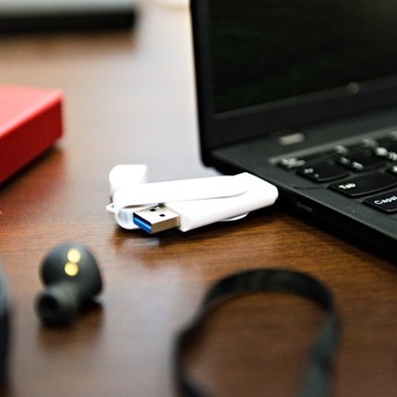 Флешка подарочная 64 ГБ 3.0 USB-C TYPE C БЕЛАЯ БЕЗ ГРАВИРОВКИ