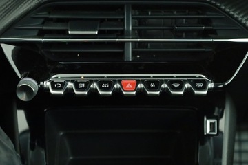 Peugeot 208 II Hatchback 1.2 PureTech 102KM 2020 Peugeot 208 1.2 PureTech, Salon Polska, zdjęcie 12