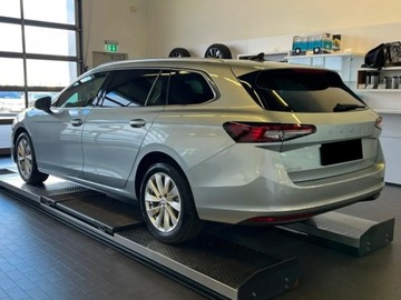 Skoda Superb IV Kombi 2.0 TDI 193KM 2025 SKODA Superb Edition 130 2.0 TDI DSG 4x4 Combi 193KM 2025, zdjęcie 2
