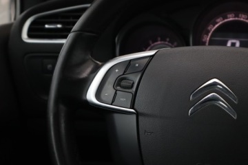Citroen C4 II Hatchback 5d 1.6 e-HDi 114KM 2013 Citroen C4 1.6 HDi, Navi, Klima, Klimatronic, zdjęcie 15