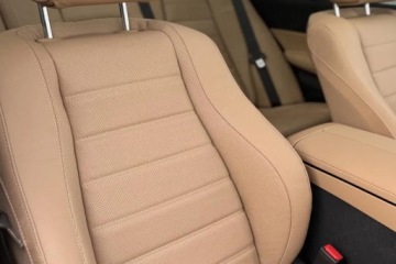 Mercedes GLE V167 SUV Facelifting 3.0 450d 367KM 2025 MERCEDES-BENZ GLE 450 d 4-Matic AMG Line 3.0 (367KM) 2025, zdjęcie 5