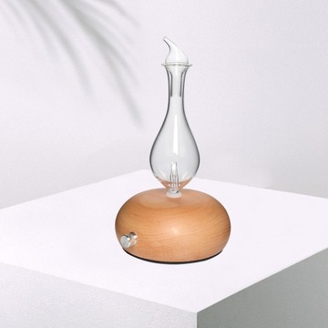 Безводное распыляемое эфирное масло древесных зерен B