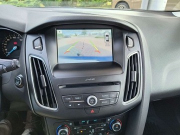 Ford Focus III Kombi Facelifting 1.0 EcoBoost 125KM 2018 Ford Focus 1.0EcoBoost 125KM pak.Winter felgi17 kamera nawigacja Android A, zdjęcie 27