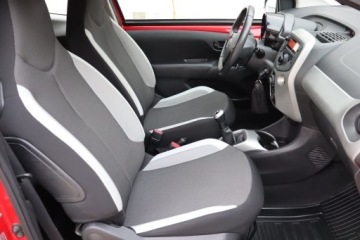 Toyota Aygo II Hatchback 5d 1.0 VVT-i 69KM 2014 Toyota Aygo 1.0 VVT-i, Salon Polska, Klima, zdjęcie 8