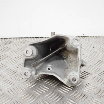 BMW 3 E90 2.0 DIESEL 130KW MOTOR DRŽÁK PRAVÁ STRANA N47D20C 6781916 201