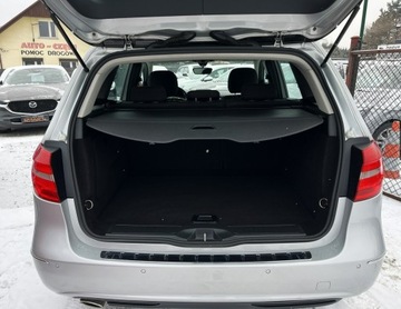 Mercedes Klasa B W246 Sports Tourer 180 CDI BlueEFFICIENCY 109KM 2012 Mercedes B 246 Klimatronik /Podgrzewane fotele /, zdjęcie 34
